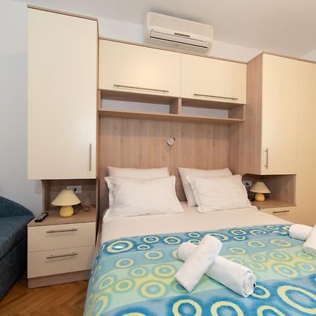 Apartman Dese 2+1 Tučepi エクステリア 写真