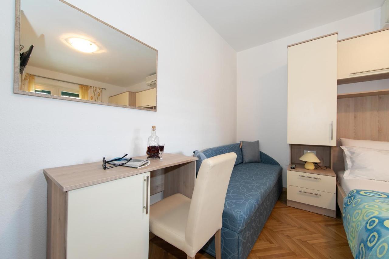 Apartman Dese 2+1 Tučepi エクステリア 写真